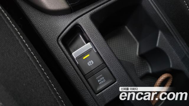 Volkswagen T-Roc 2021 — photo 27