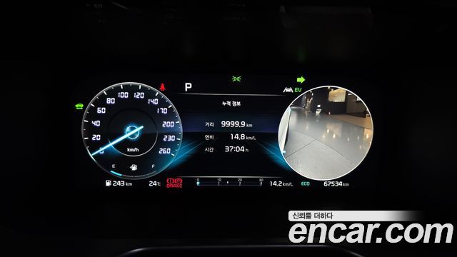Kia Sorento 2022 — photo 11
