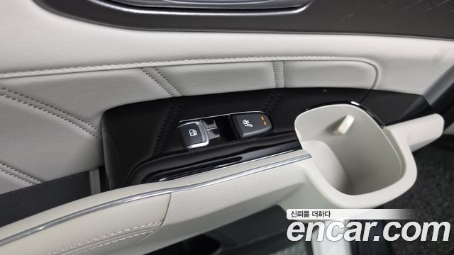 Kia Sorento 2022 — photo 25