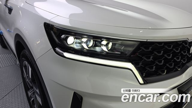 Kia Sorento 2022 — photo 8