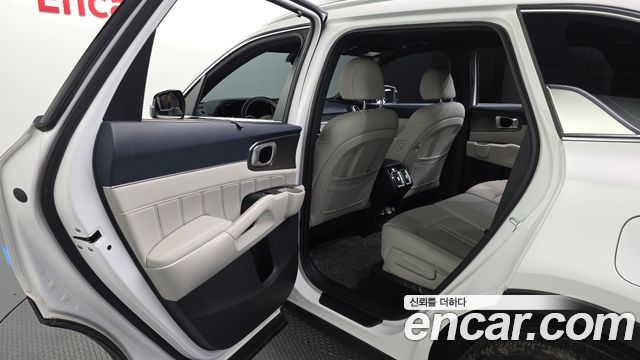 Kia Sorento 2022 — photo 16