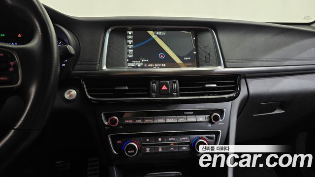 Kia K5 2016 — photo 16
