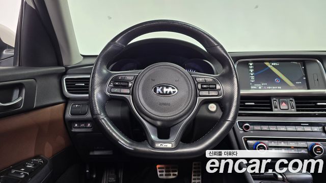 Kia K5 2016 — photo 17