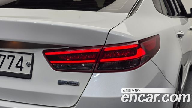 Kia K5 2016 — photo 7