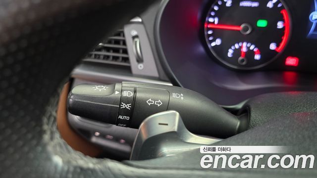 Kia K5 2016 — photo 28