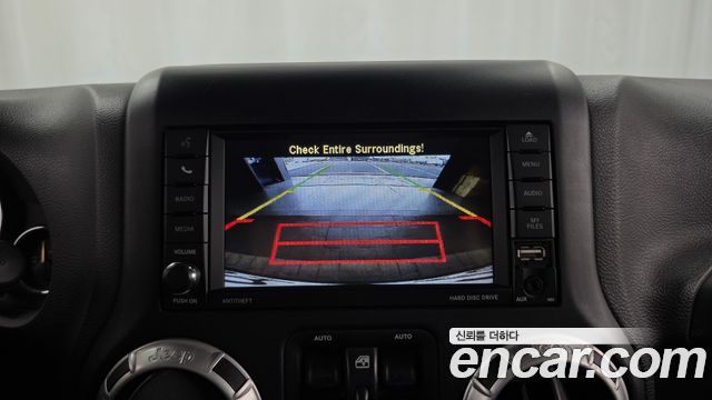 Jeep Wrangler 2015 — photo 15