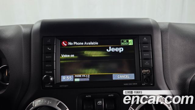 Jeep Wrangler 2015 — photo 16