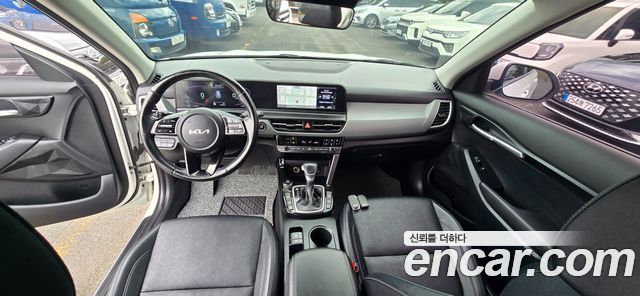 Kia Seltos 2023 — photo 2