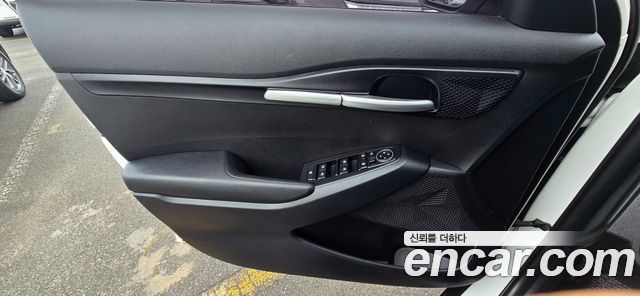 Kia Seltos 2023 — photo 15