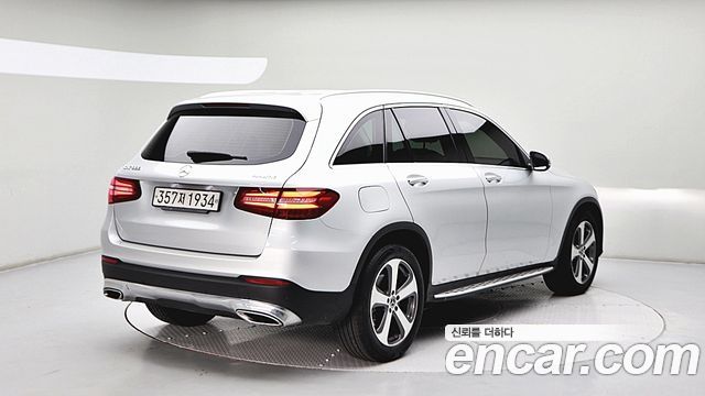Mercedes-Benz GLC-Class 2019 — photo 4