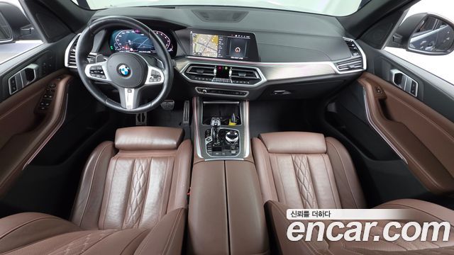BMW X5 2022 — photo 10