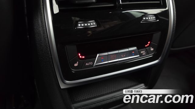 BMW X5 2022 — photo 25