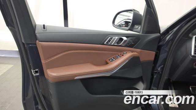 BMW X5 2022 — photo 14