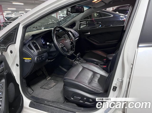 Kia K3 2016 — photo 3