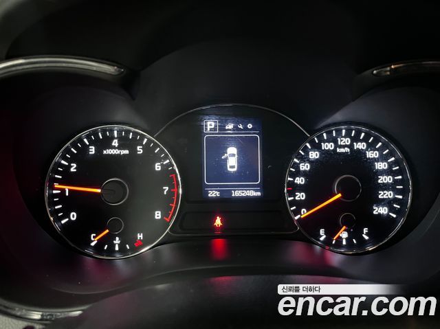 Kia K3 2016 — photo 9