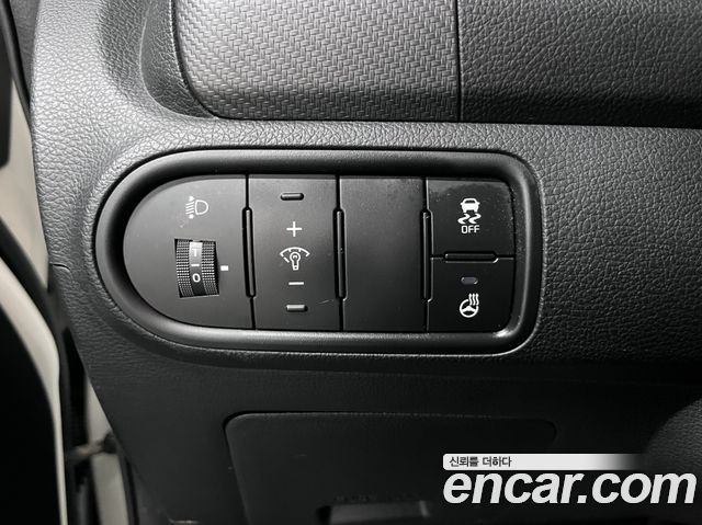 Kia K3 2016 — photo 10