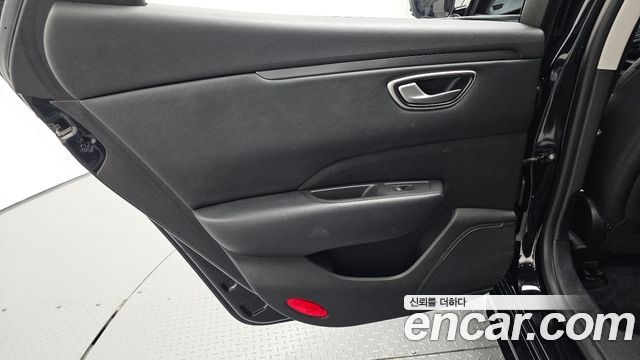 Renault Korea SM6 2019 — photo 15