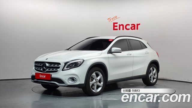 Mercedes-Benz GLA-Class 2019 — photo 1
