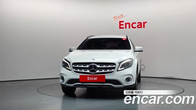 Mercedes-Benz GLA-Class 2019 — photo 3
