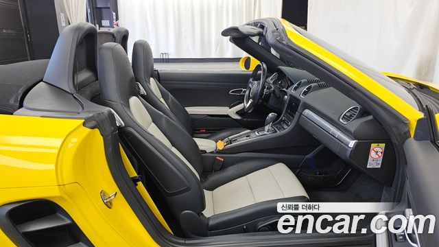 Porsche 718 2019 — photo 17