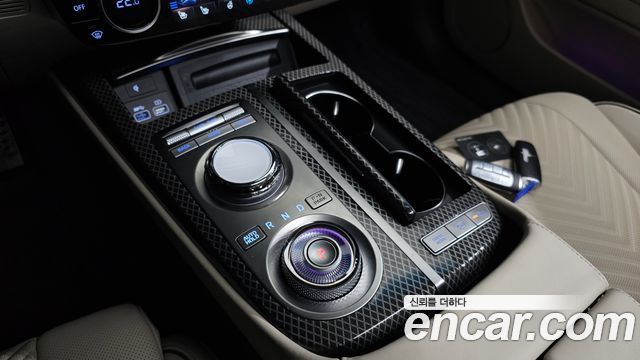 Genesis G80 2023 — photo 12