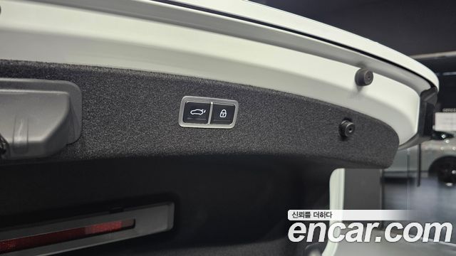 Genesis G80 2023 — photo 26