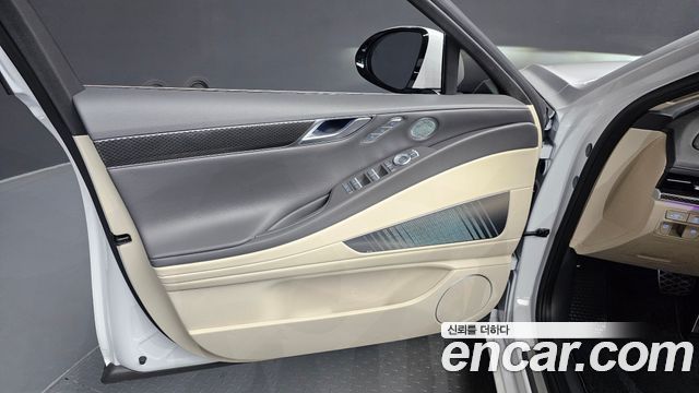 Genesis G80 2023 — photo 14