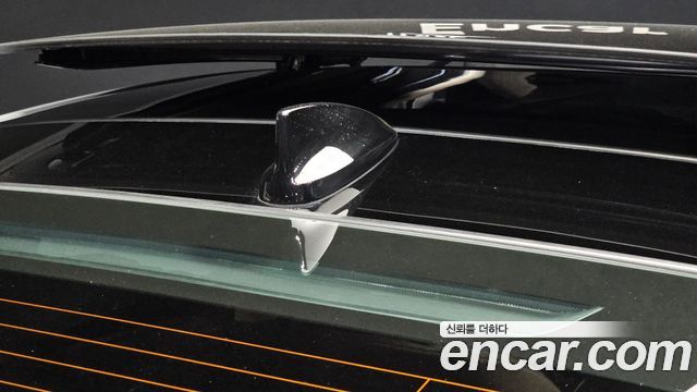 Genesis G80 2023 — photo 40
