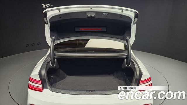 Genesis G80 2023 — photo 41