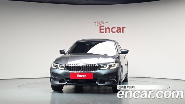 BMW 3-Series 2019 — photo 3