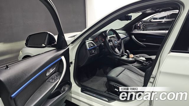 BMW 3-Series 2016 — photo 10