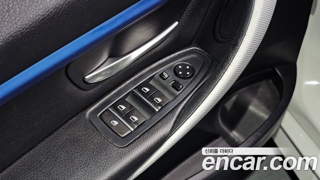 BMW 3-Series 2016 — photo 15