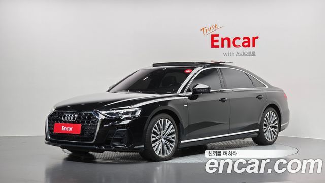 Audi A8 2023 — photo 1