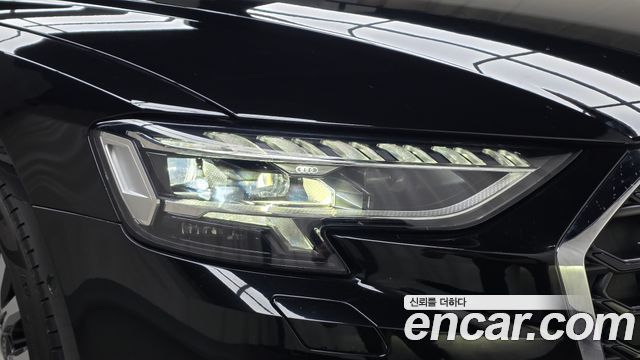 Audi A8 2023 — photo 8