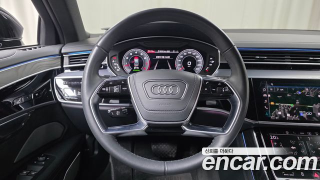 Audi A8 2023 — photo 31