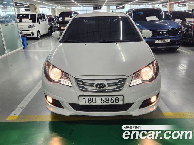 Hyundai AVANTE 2010 — photo 3