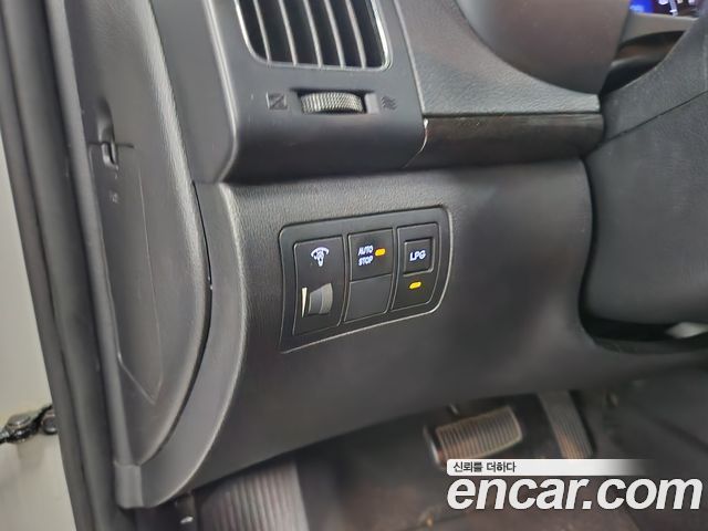 Hyundai AVANTE 2010 — photo 8