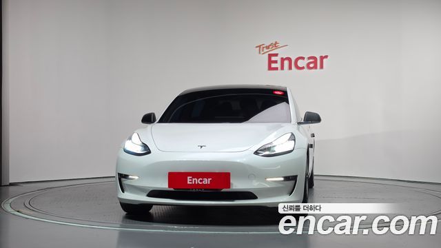 Tesla Model 3 2020 — photo 3