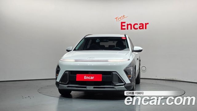Hyundai Kona 2023 — photo 3
