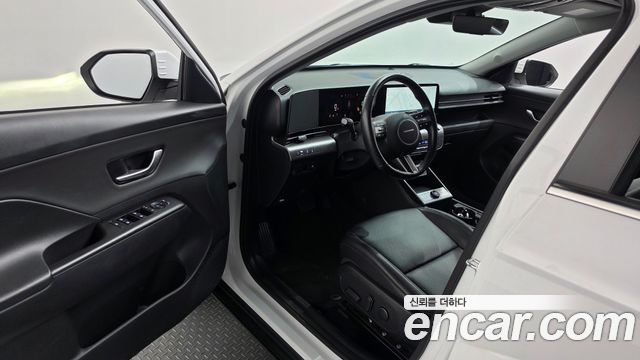 Hyundai Kona 2023 — photo 13