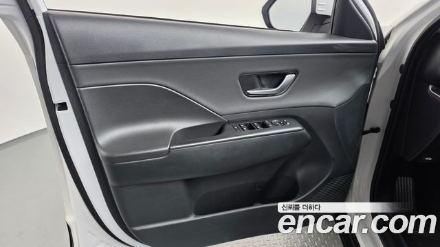 Hyundai Kona 2023 — photo 14