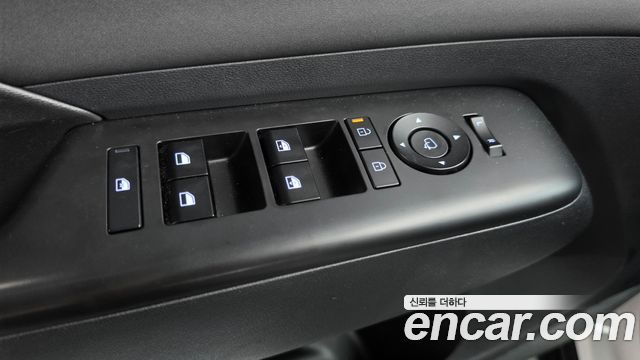 Hyundai Kona 2023 — photo 30