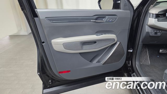 Kia EV9 2024 — photo 14
