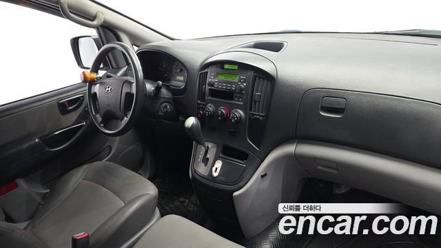 Hyundai Starex 2011 — photo 7