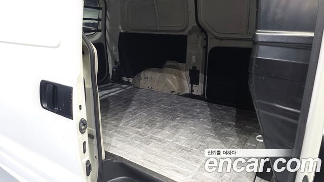Hyundai Starex 2011 — photo 11