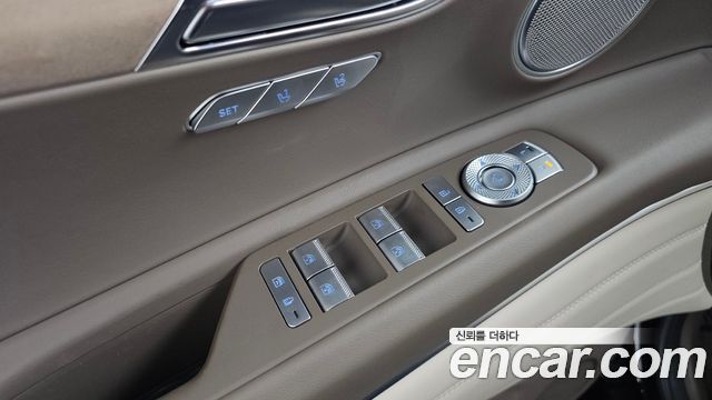 Genesis GV80 2022 — photo 27