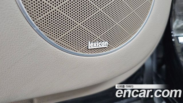 Genesis GV80 2022 — photo 35