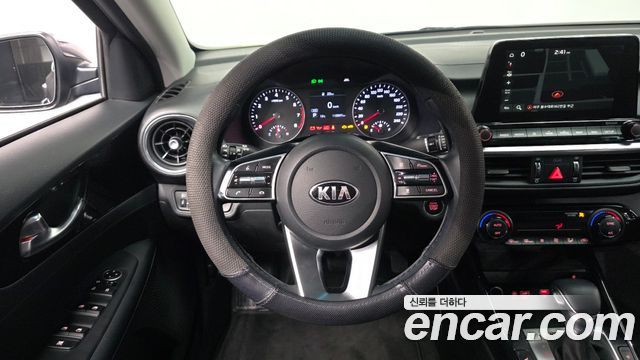 Kia K3 2021 — photo 19