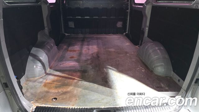 Hyundai Starex 2017 — photo 12