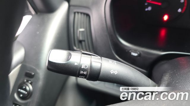 Hyundai Starex 2017 — photo 15